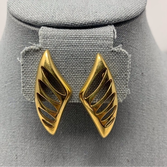 Abstract Gold Tone Leaf Inspired or Angel Wings Large Stud Earrings - Picture 1 of 6